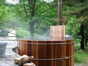 Moose Jaw Hot Tub